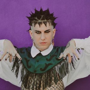 Getúlio Abelha, irreverência em músicas para dançar e para pensar!